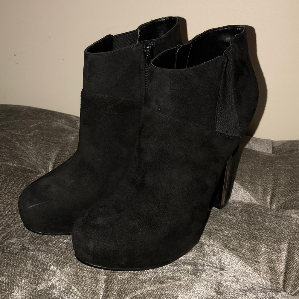 Black suede Guess ankle booties